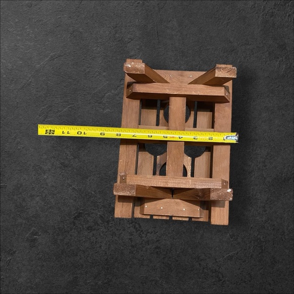 Tupperware brand  picnic table mini set . Missing salt and pepper shakers - Picture 10 of 11